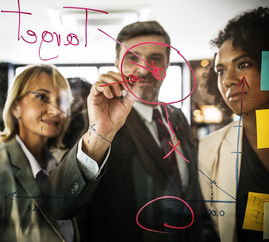 吴越眼中的吴俪梅，超越恋爱脑的多维标签