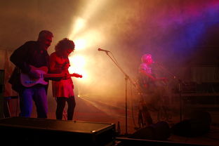 华晨宇演唱会二获德国iF设计奖，音乐与设计的完美融合