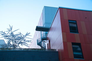 消防稳压系统在现代建筑装潢中的重要性与设计要点