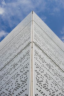 铝型材在现代装修中的应用与选择 铝型材在现代装修中的应用与选择