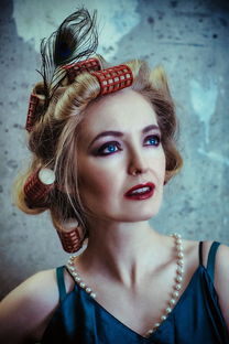 邓紫棋演唱会上哭了,音乐情感的真实流露与粉丝共鸣 邓紫棋演唱会上哭了,音乐情感的真实流露与粉丝共鸣