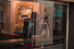 外卖成瘾？这位女子两年点了606次外卖，背后的故事你了解吗？