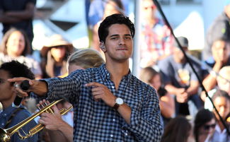 在日本偶遇邓超孙俪一家游玩，明星家庭的真实生活与公众视角的反思