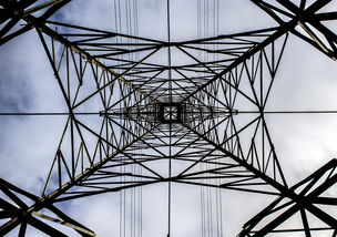 探索绿色能源的未来，奥普太阳能的创新与应用