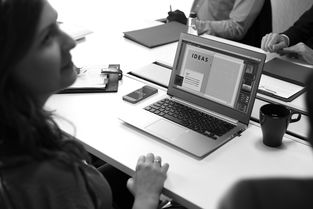 氯化橡胶漆，性能、应用与未来展望