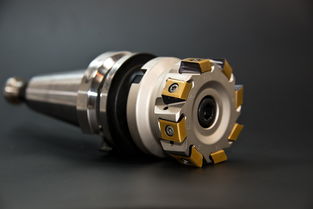 铝合金门窗模具，设计与制造的革新之路